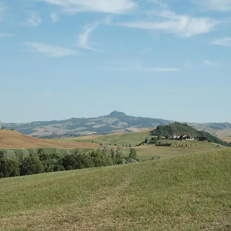 Modern Farmhouse In Pienza With Pool Exterior photo