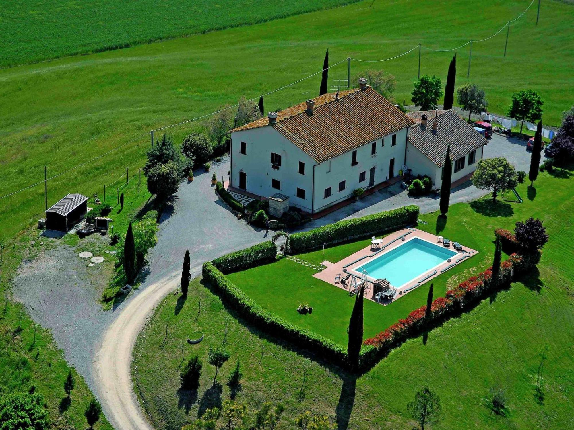 Modern In With Pool * Pienza